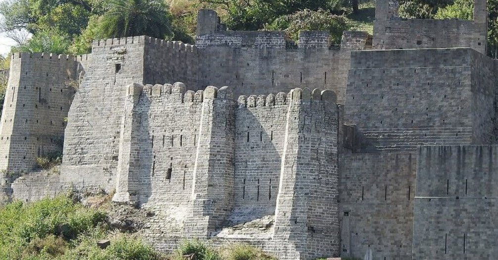 Kutlehar Fort, Una, Himachal Pradesh - Vushii.com Kutlehar Fort, Una, Himachal Pradesh - Vushii.com